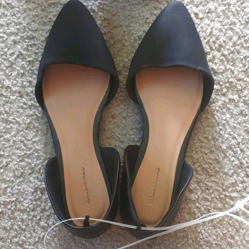 Old Navy Black Flats